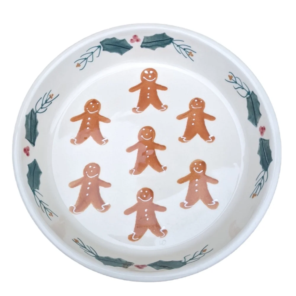 Heartstone, gingerbread man pie plate.